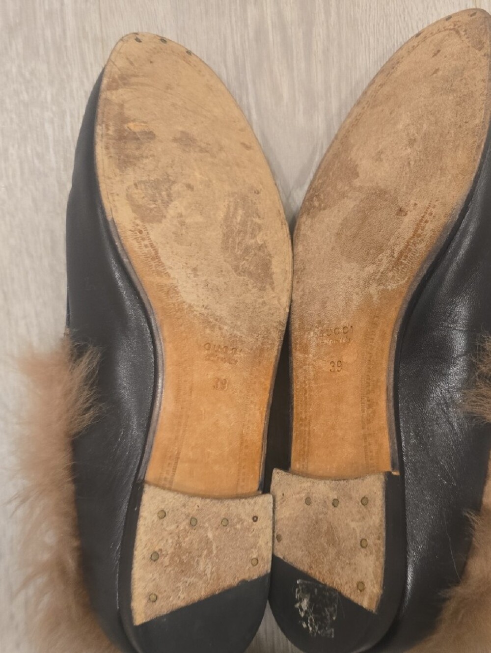 Gucci Black Leather Fur-Lined Horsebit Loafers - Picture 5 of 6